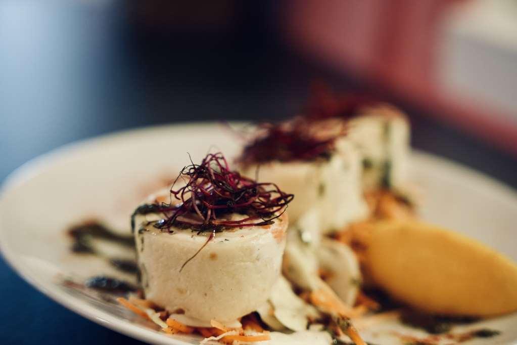 Sure Hotel By Best Western Biarritz Aeroport Anglet Restaurang bild
